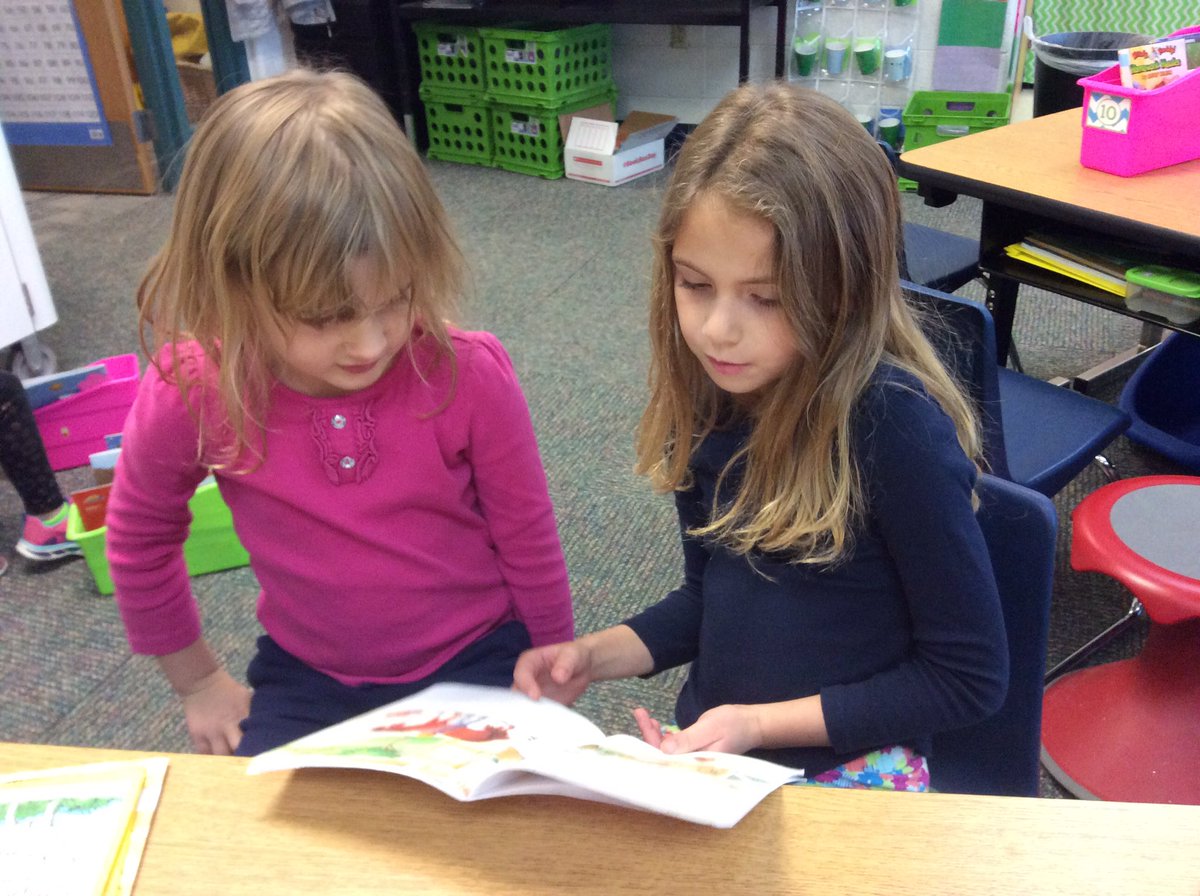 AnnaTyrrella's tweet photo. Reading with our K-Buddies! https://t.co/saalqI1XlO