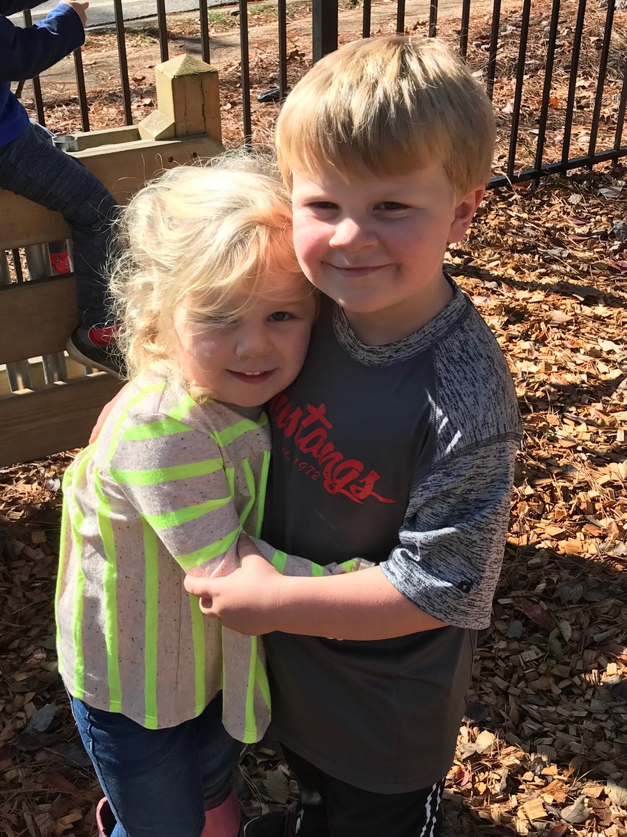 StaceyWhalen2's tweet photo. #mvlittles ❤️ https://t.co/ippiE8IC33