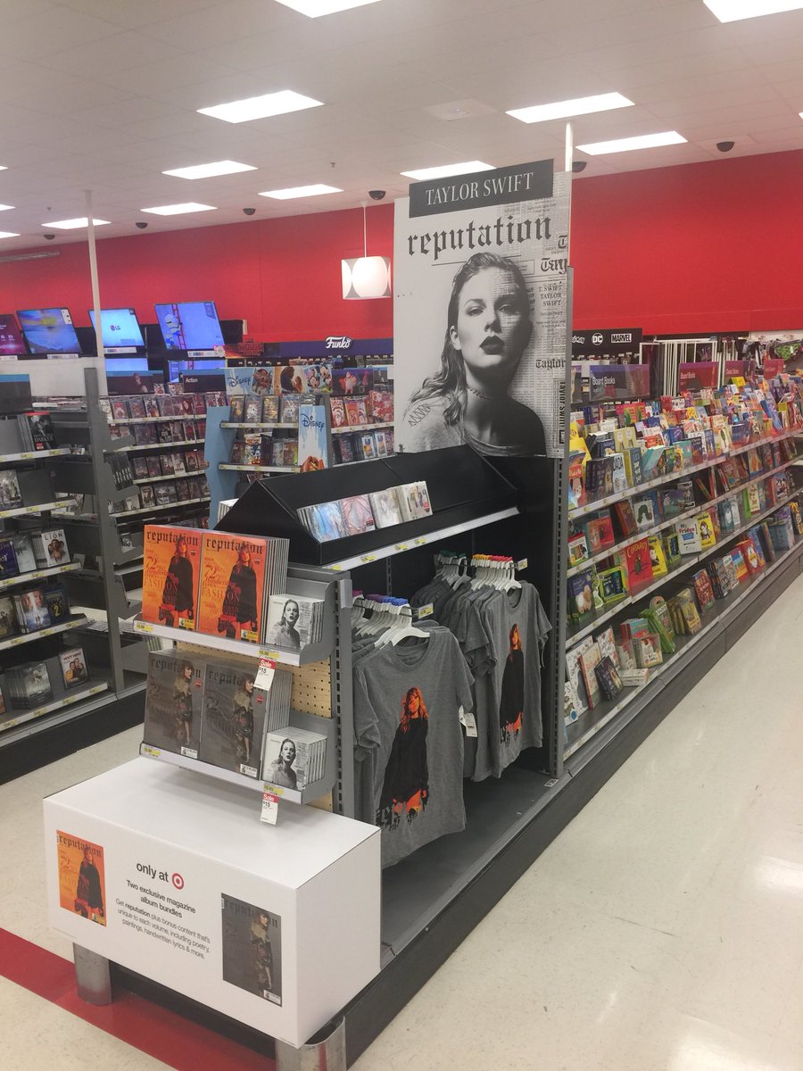 Doug_Sherriffs's tweet photo. T1406 is ready for our guests to Swiftly buy all of #TaylorSwifts new album!  @FL0URG1RL @BrookeFJohnson @Anibal__Ruiz @KlementNicole https://t.co/qrWmvWywbt