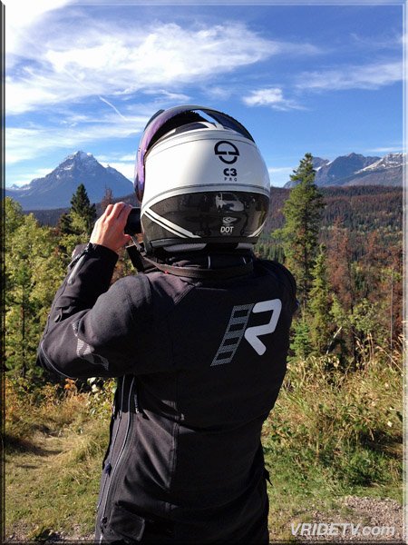 VRIDETV's tweet photo. Today's featured sponsor of Vridetv is @SchuberthHelmet
We have been wearing our #C3Pro helmet for the last two years and absolutely love them!!
more at https://t.co/3DMMooTPQ7 https://t.co/k49fNiB0Bl