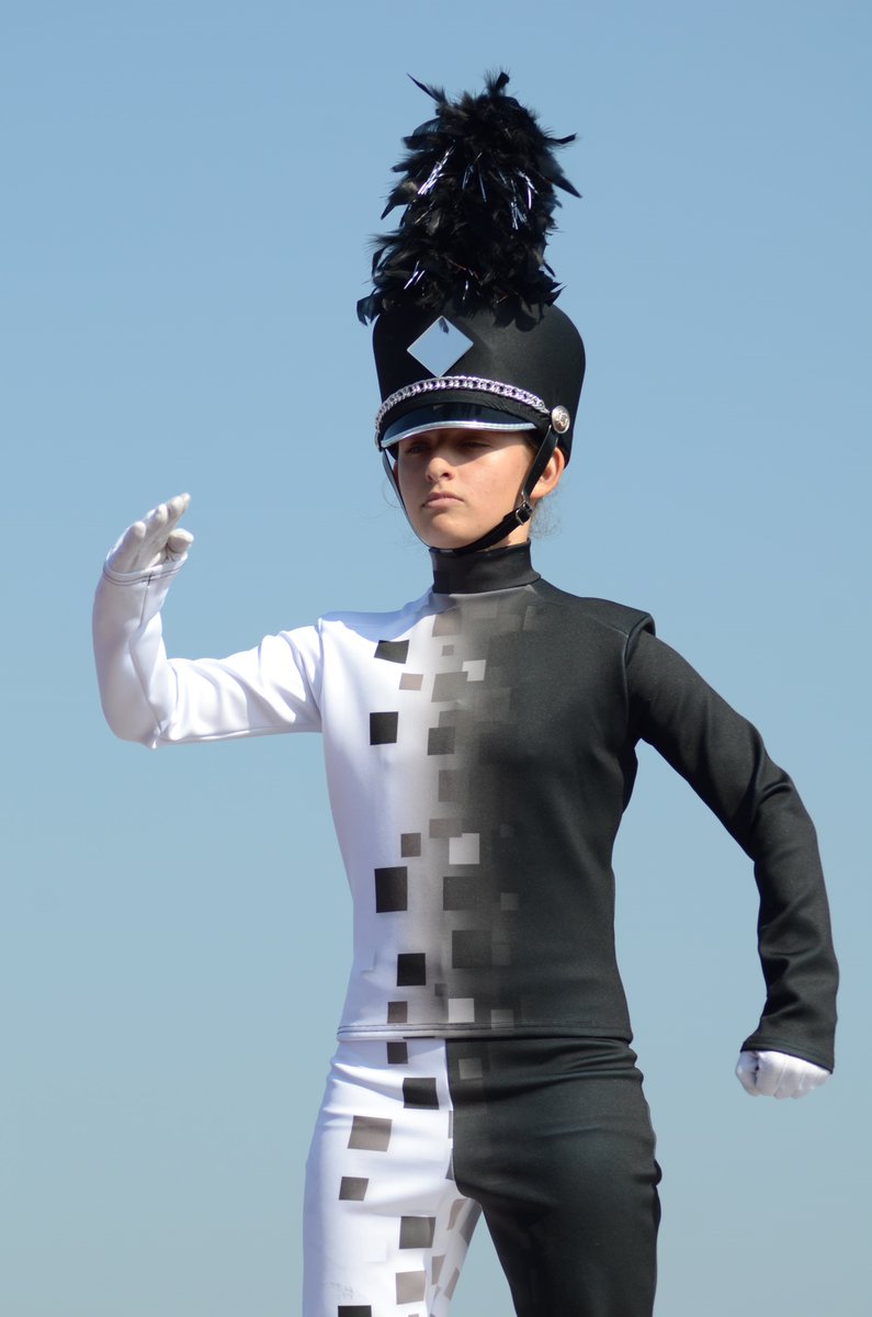 dpgonline's tweet photo. DPG Spotlight - Check out the Murrieta Valley HS Band (CA) in #dpguniforms!  Get in touch to prepare for Winter 2018!  #innovationcontinues https://t.co/8P4QcKLBVA