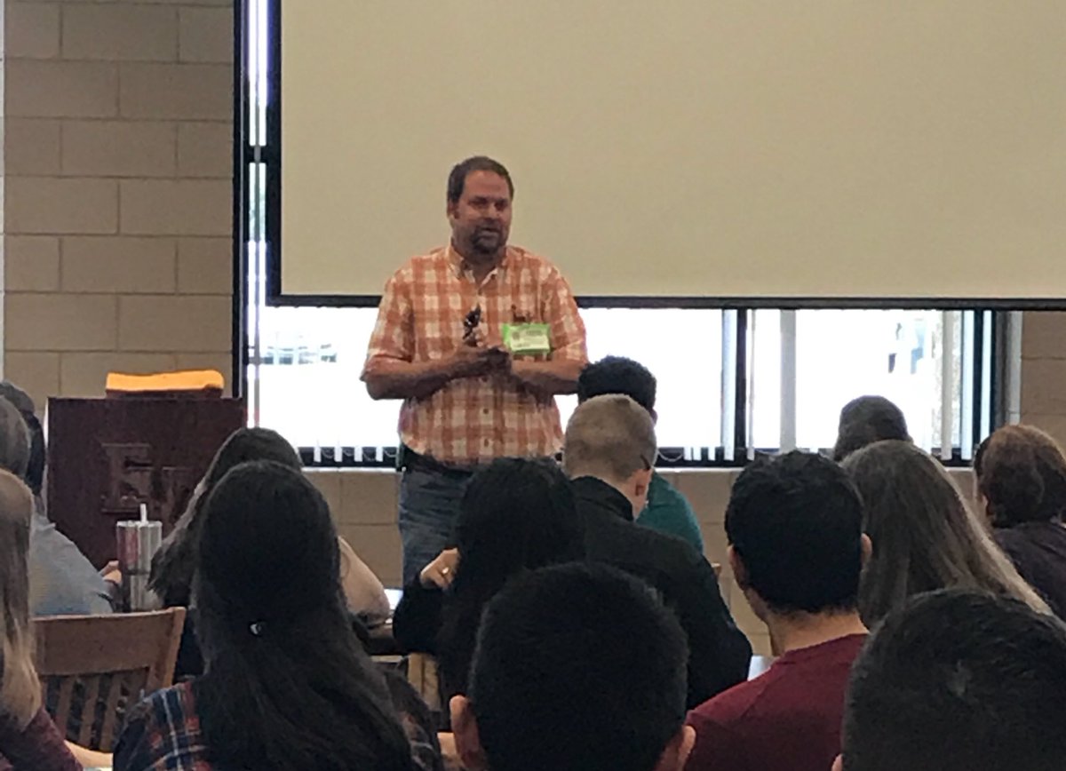 TonyBonazzi's tweet photo. Hearing from professionals in the field about “Why Math Matters”. @EastViewHS @GeorgetownISD @fredbrent06 #wearegisd https://t.co/DQpF4qknmB