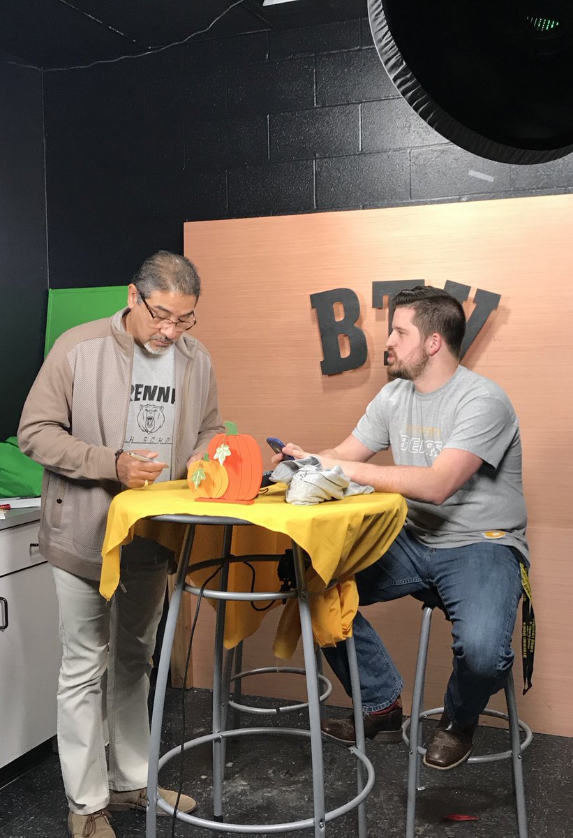 BTVBears's tweet photo. @NISDBrennan Week 11 ends: @BTVBears hosted A. Popp as co-anchor with @BrennanSerna for announcements – including BHS T-shirt on sale during Monday-Tuesday lunches. Buy a T! #BrennanInspired #NISDInspired @AndrewJPopp09 https://t.co/uJlhkh4Gzy