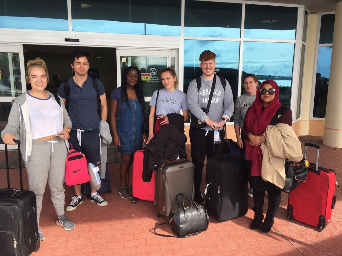 chloeattwood's tweet photo. On route to JFK, home time has come far too early... #DigicelBermuda #ScienceWithScientists2017 #DMUGlobal #OneLastTweet 😰🇧🇲 https://t.co/TO9CBY2co3