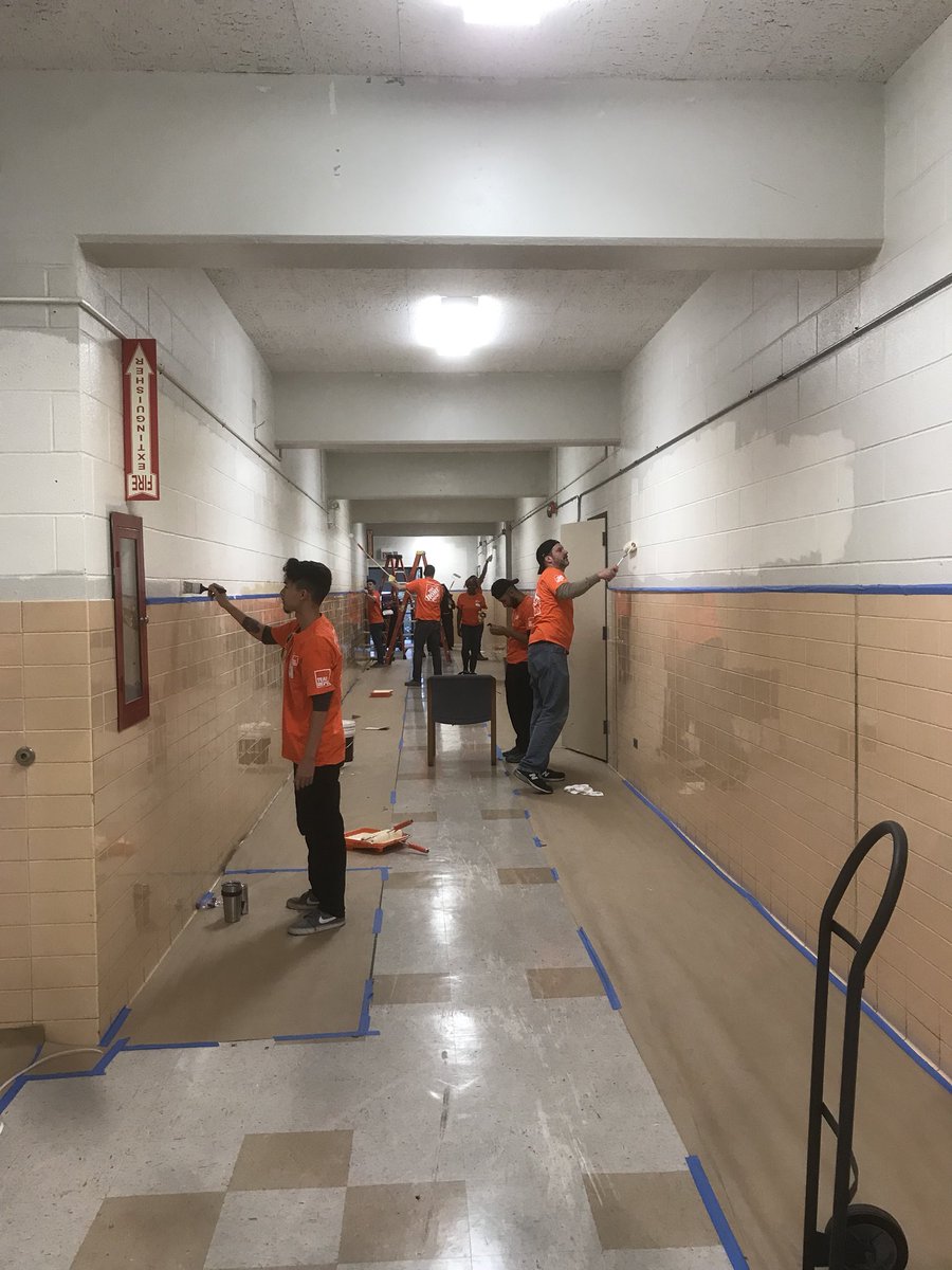 BenTenTHD's tweet photo. On a roll with painting! @homedepot1912 @TeamDepot #givingback @Manny_CubFan https://t.co/j5SL00BbLI