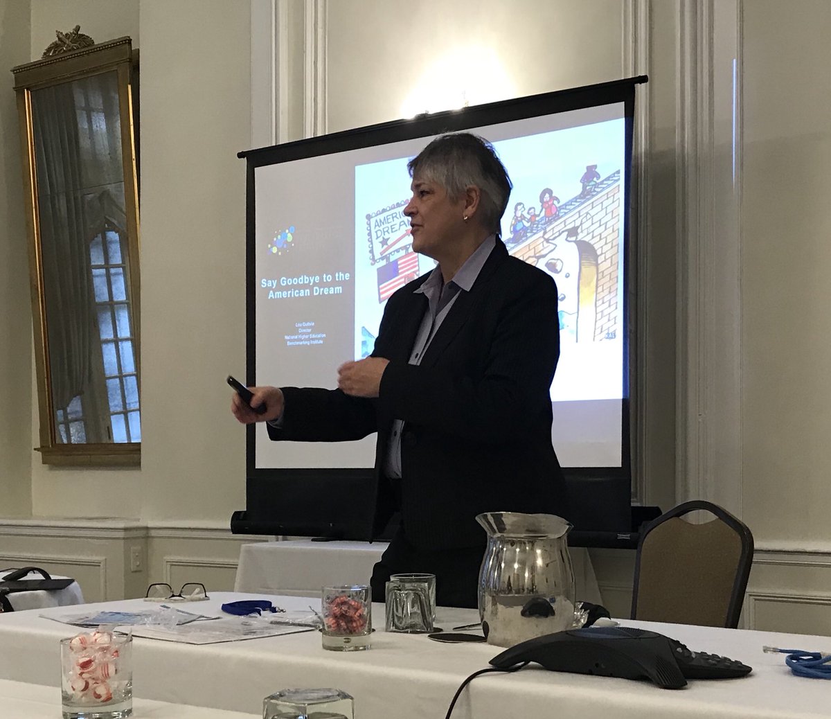 EdBenchmark's tweet photo. Director @LouAGuthrie’s #MidAIR2017 presentation “Say Goodbye to the American Dream” reviews social mobility data. https://t.co/kPHfr0jTHE