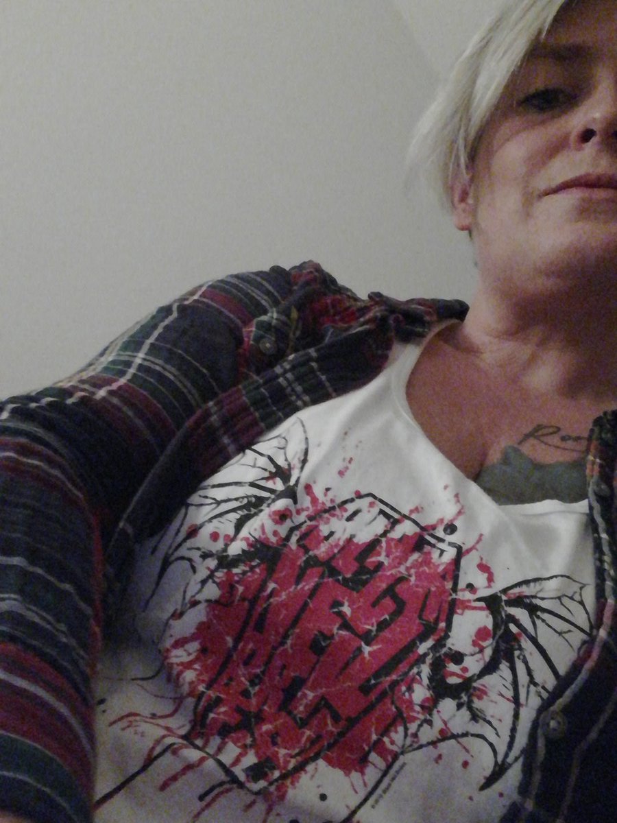 ☠️ ELLA ☠️ tweet media