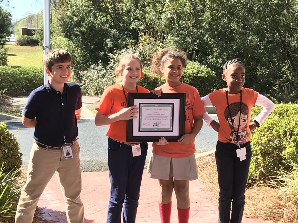 itsjnash's tweet photo. Way to go LES! #STEMCERTIFIEDSCHOOL @Ckanderson_LCSS @LibertyCoSchool https://t.co/rsr3mfddmI