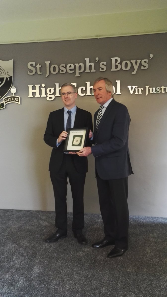 What an honour it was to have our past pupil Pat Jennings in school today. Pat handed out medals to our victorious Under 13 boys team, told stories, signed countless items, answered questions and shared a cup of tea with parents. A role model and a legend.