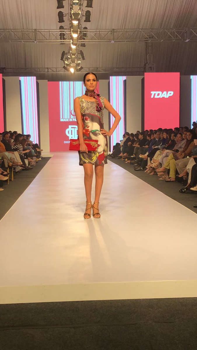 houseofdeepak's tweet photo. #DeepakPerwani presents "D Philosophy" at #MadeInPak17 by #FashionPakistan x #TDAP 
 #FPMF17 #MillennialFashion #TVOnePk https://t.co/KtJ3AapZZf