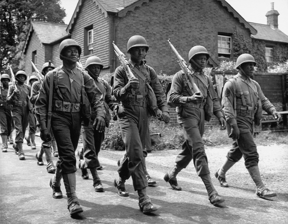 common's tweet photo. Happy #VeteransDay! Thank you to all the brave veterans who have fought to protect our nation! Much love. https://t.co/1k9cAugpKr