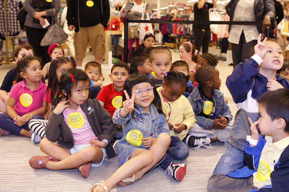 Goodworldme's tweet photo. FACT: The more kids read for fun, the better their literacy skills get. Join @RIFWEB in this mission when you retweet to #donate10 https://t.co/7nwk5XaWW8