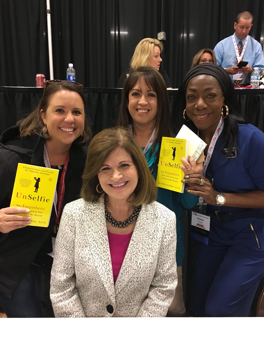 ALitzelfelner's tweet photo. @micheleborba @ALERTProgram #msta2017 taking a selfie with the author of Unselfie https://t.co/oyBAx4aqCr