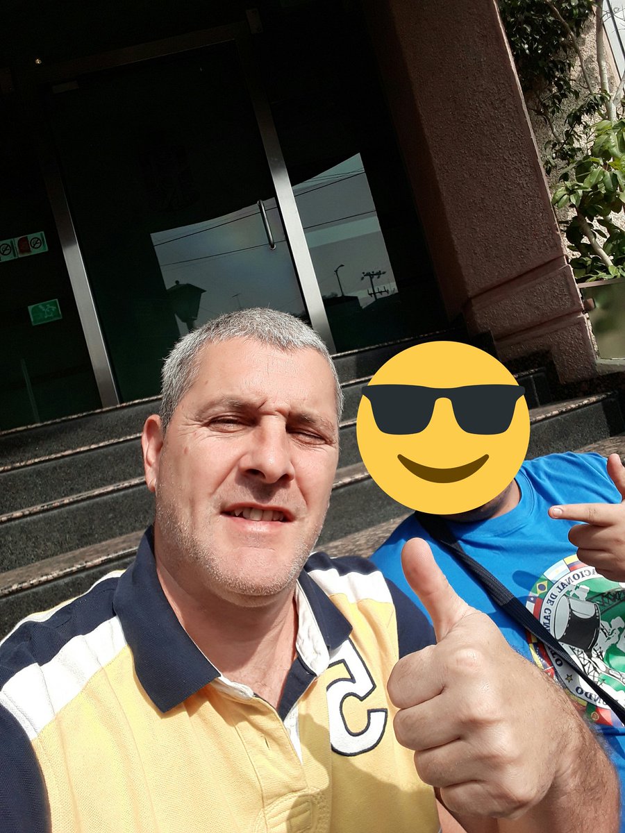 yamil_bg9's tweet photo. La última con él maestro antes de qué se vaya de la CDMX. Mil gracias por todo lo esperamos de vuelta pronto. https://t.co/ehnvYRPPSm