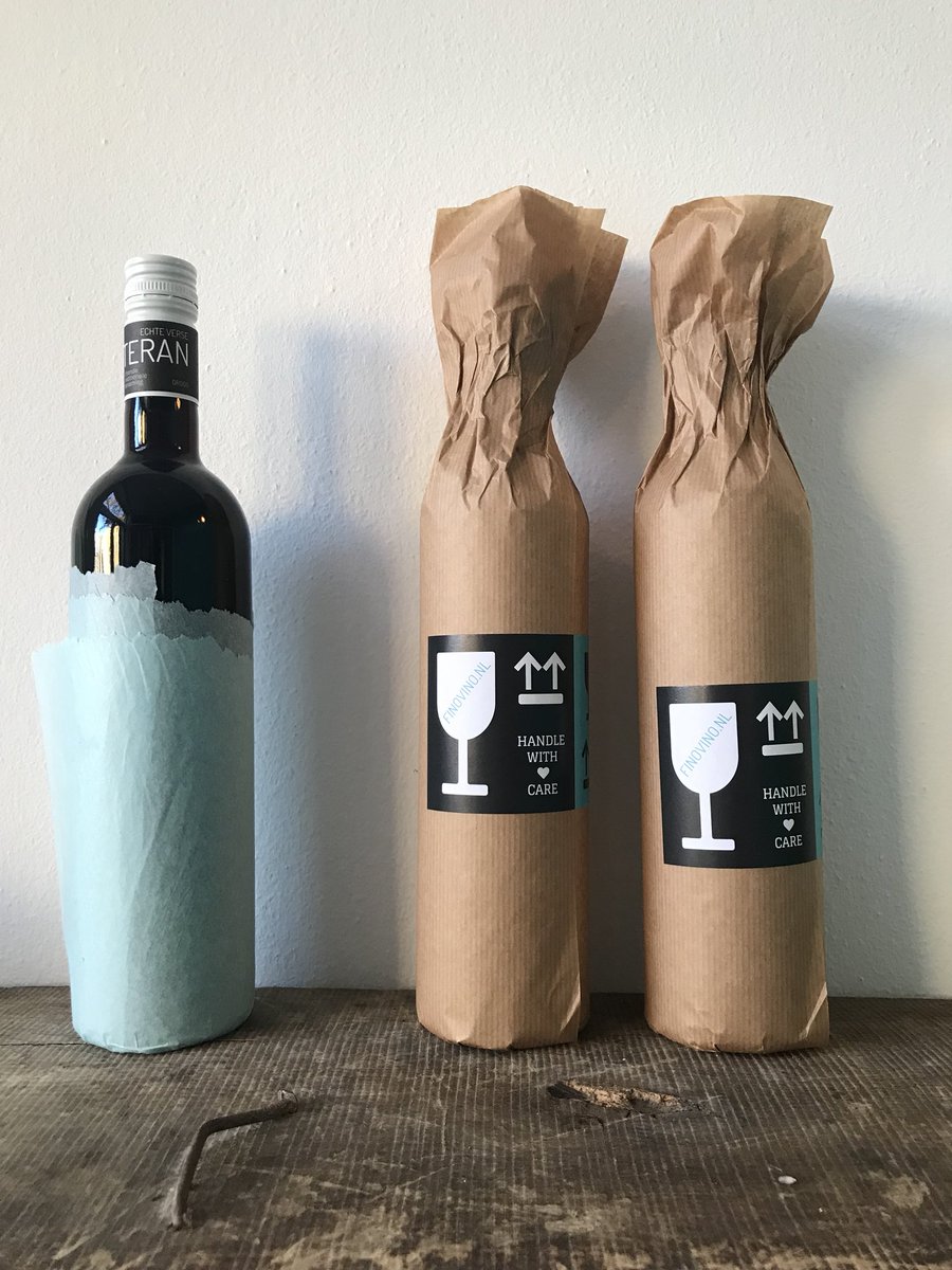 finovino_nl's tweet photo. Op zoek naar een speciaal en persoonlijk #kerstkado gevuld met authentieke Sloveense wijnen? #wijn #directuittvat #sloveensewijn #kado #teran #rebula #zelen #pinela #thuisbezorgd https://t.co/mT7oa0GDK4 https://t.co/th6bGBHSY2