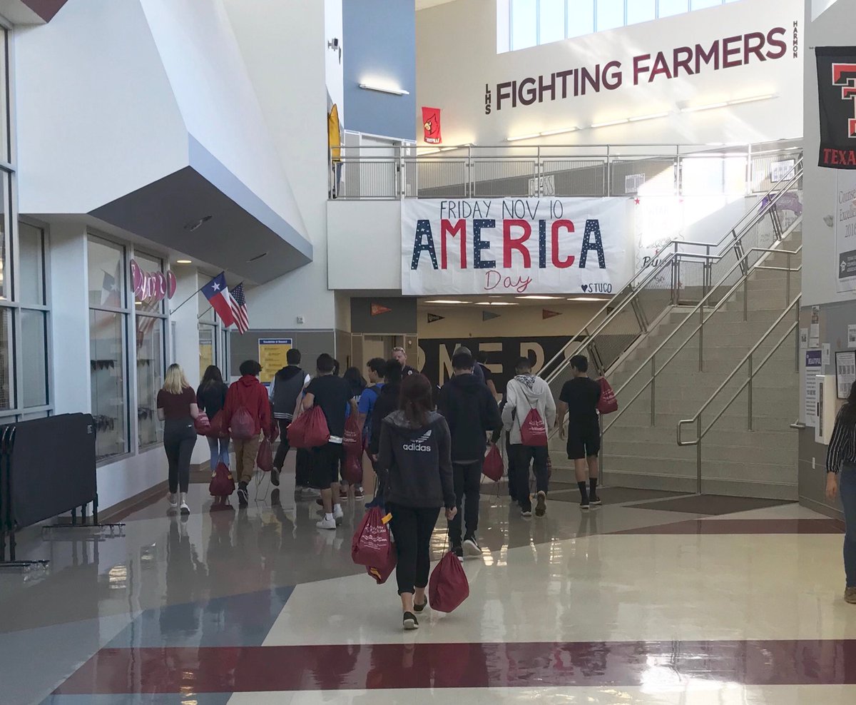 JackMcCann34's tweet photo. Teen 2 is on the move, delivering #HarmonGrubHub #BHarmonNow #TLMcCann https://t.co/xhHzEFnf95