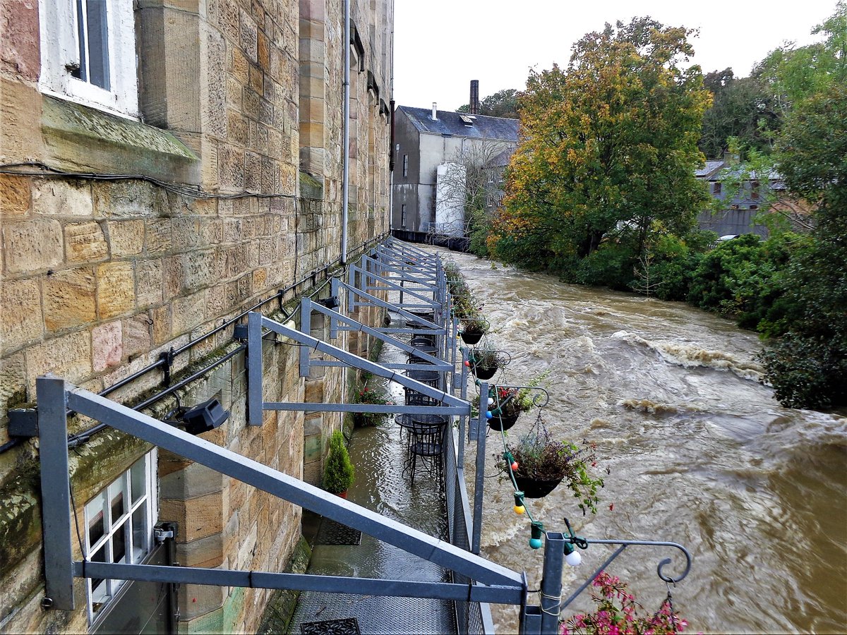 StanLeigh18's tweet photo. @glocky9 @NotJustLakes @CumbriaWeather @Cumbria_Lakes Living waters-views of Tom Rudd Beck, #RiverCocker #RiverDerwent at #Cockermouth https://t.co/E13VbHhtsF