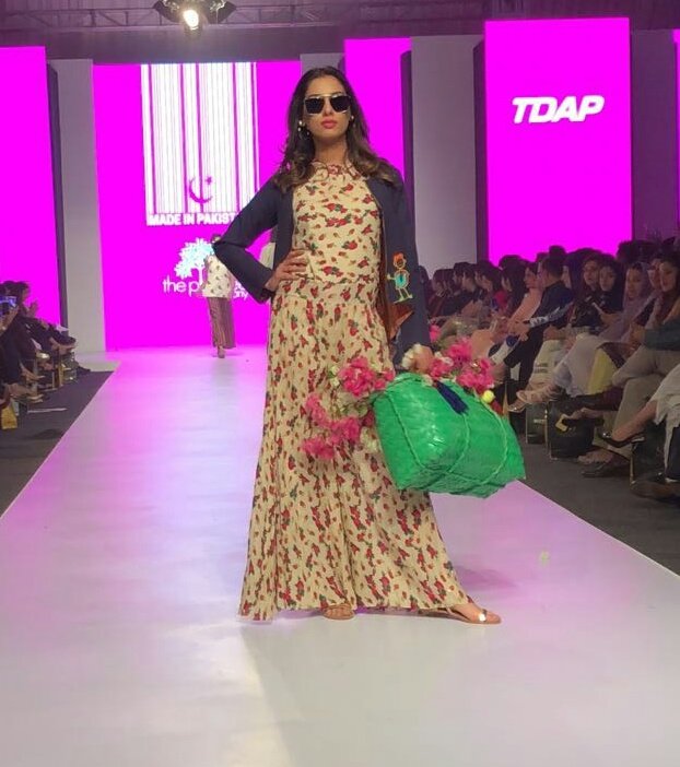 OhMyMascara_'s tweet photo. Bougainvillea Diaries by #ThePinkTreeCompany at #MadeInPak17 by #FashionPakistan x #TDAP https://t.co/eRy0LT4INU