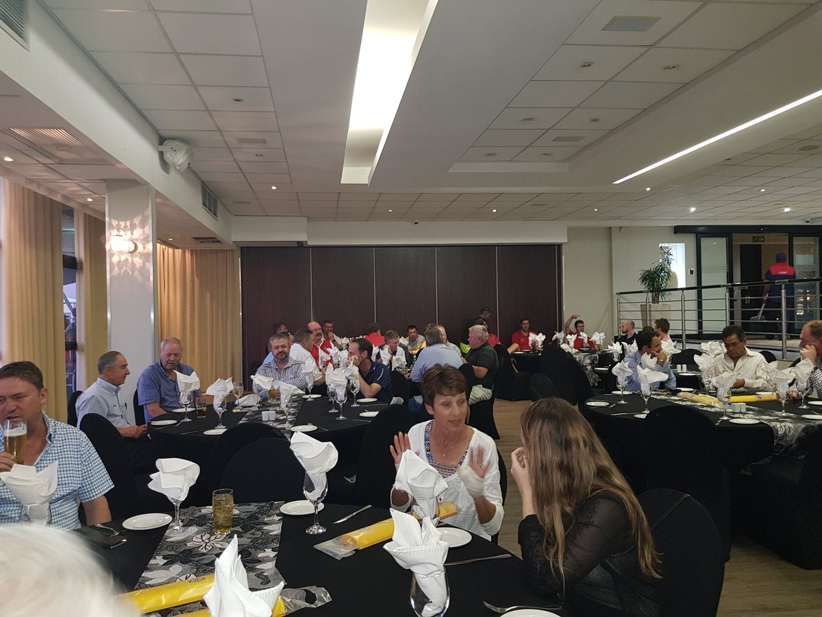 KingEdVIISchool's tweet photo. #RedGolfDay⛳🏌️♂️ @KingEdVIISchool Dinner & prize giving to start https://t.co/oTwAiaFI5D