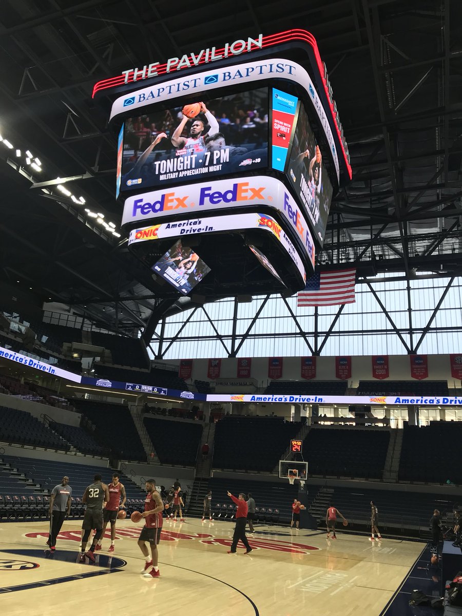 bjdulatc's tweet photo. Itโs @RaginCajunsMBB game day #TipOff2017 #GeauxCajuns https://t.co/OgBMRmmVvH