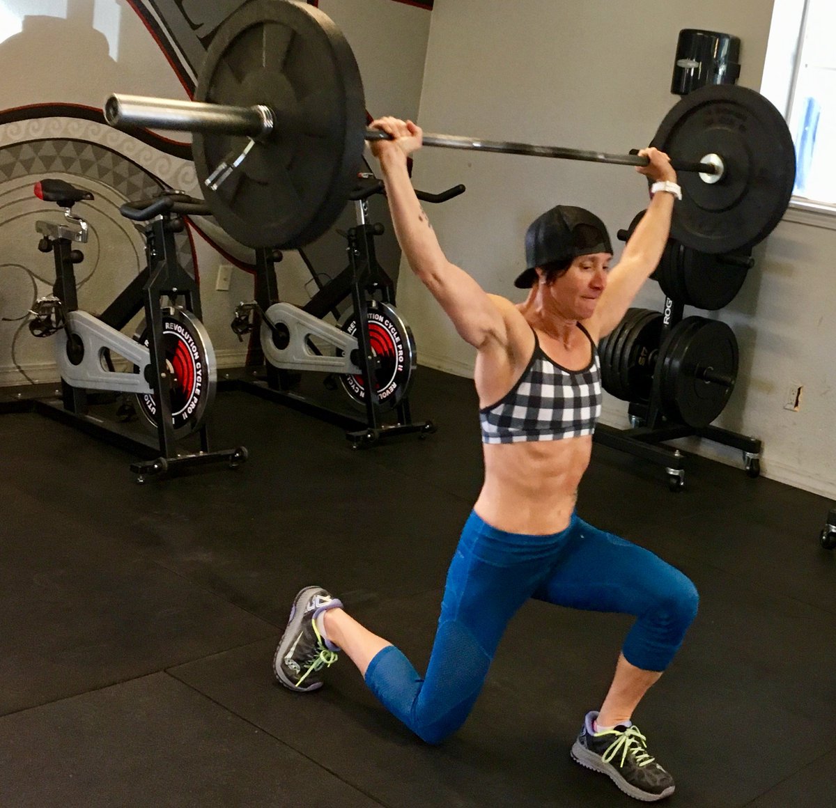 VaultFit's tweet photo. Join our Holiday Reboot! The introductory meeting is tomorrow at 11am. #DurangoVault #DurangoColorado #Fitness #Motivation https://t.co/nUQCsJunHh