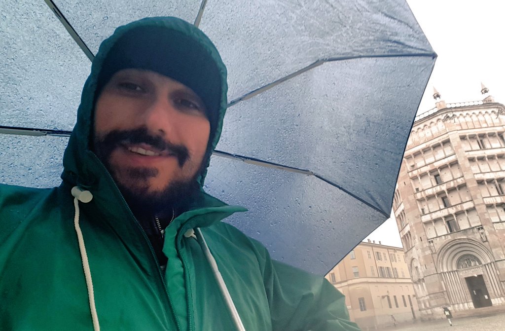 JoelSepelJOELSE's tweet photo. #Parma #ParmaCity #Parma🇮🇹 #ParmaItaly #MusicianSinger #CantadorMusico #Performer #Singer #rocker #italy #Italy🇮🇪 #mycountry #Cantador #FrontMan #DuomoDiParma #SuperSinger #rockero #JOELSE #JOELESEPEL #JoelSepel #CentroStoricoDiParma #CenterOfParma #powervocalist #parma🍂🍁 https://t.co/c2Y9m2gS4m
