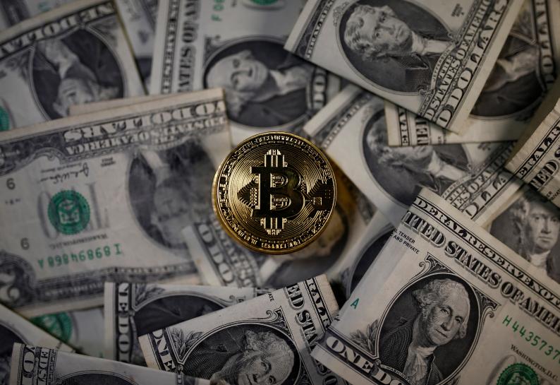 Reuters's tweet photo. Bitcoin slides by over $1000 in less than 48 hours https://t.co/R9qssCibSZ https://t.co/EhH52w5yAQ