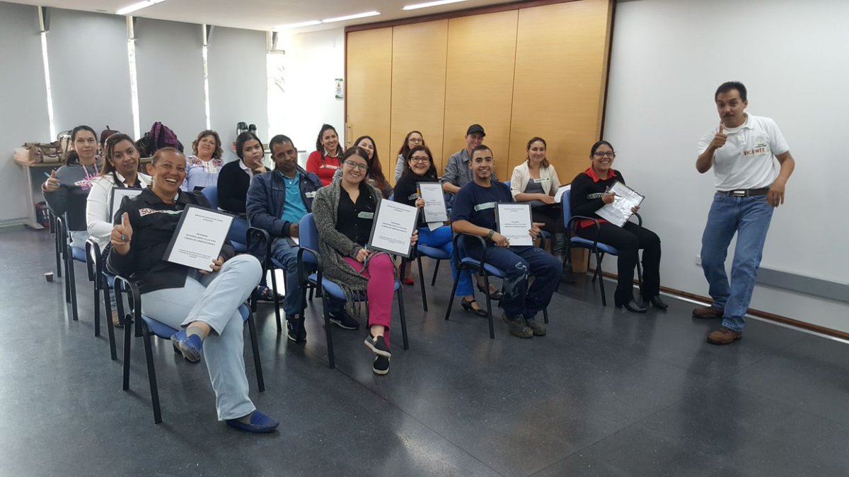setimec's tweet photo. #BuenViernes https://t.co/b58hVYYVaT Capacitamos a nuestro personal en seguridad y salud en el trabajo.#Setimec #CamaraOriente https://t.co/1zql4XDDPB