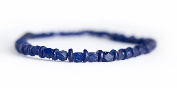 YorkshireMuseum's tweet photo. What impact did the #Romans make in #York? Explore fascinating finds including the belongings of #IvoryBangleLady. https://t.co/EALUEcEcOG https://t.co/t2wN5Z3BQ7