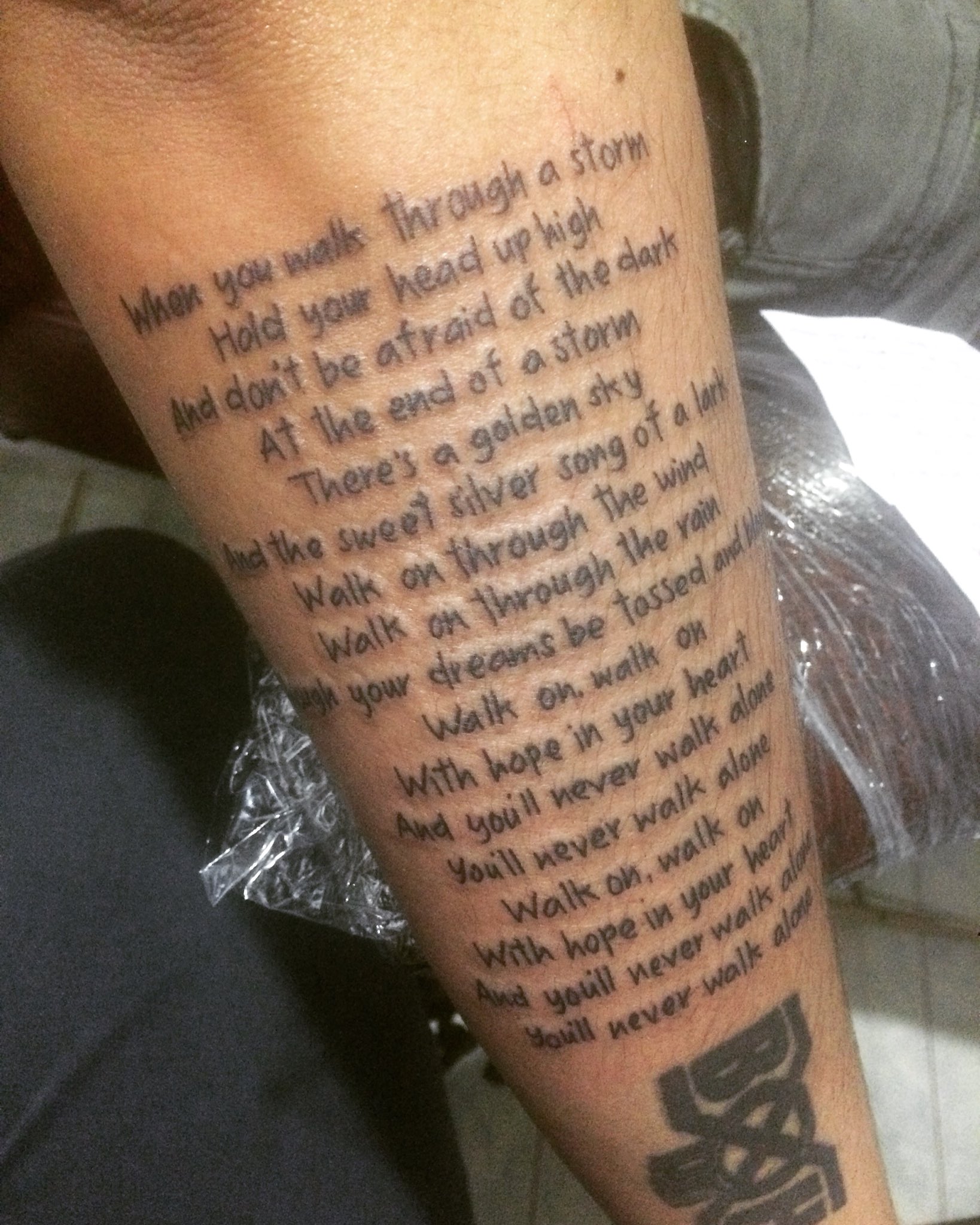 Thepitbullmom Youllneverwalkalone Lyrictattoo Liverpool Liverpoolfans By Thepitbullmom At Oneeyedjacktattoostall Studiotattoobandung Bandung Indonesia T Co Yvh8gxlebm Thepitbullmom Youllneverwalkalone Lyrictattoo Liverpool Liverpoolfans By Thepitbullmom At Oneeyedjacktattoostall Studiotattoobandung Bandung Indonesia T Co Yvh8gxlebm
