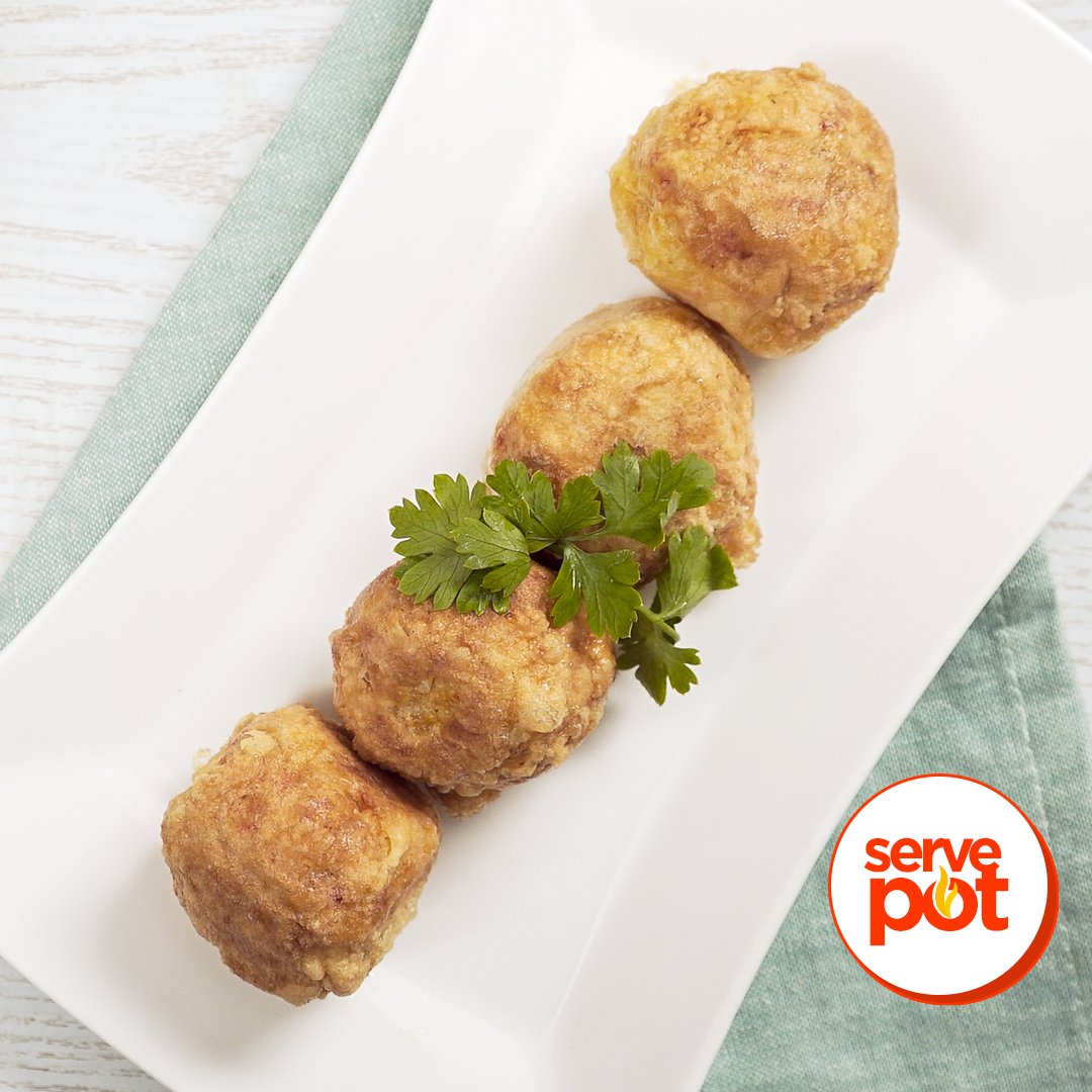 servepotgh's tweet photo. You chop Yam balls before?
Watch out for the recipe! #servepotgh #ghfoods #africanrecipes https://t.co/2PuKFBK7Zt