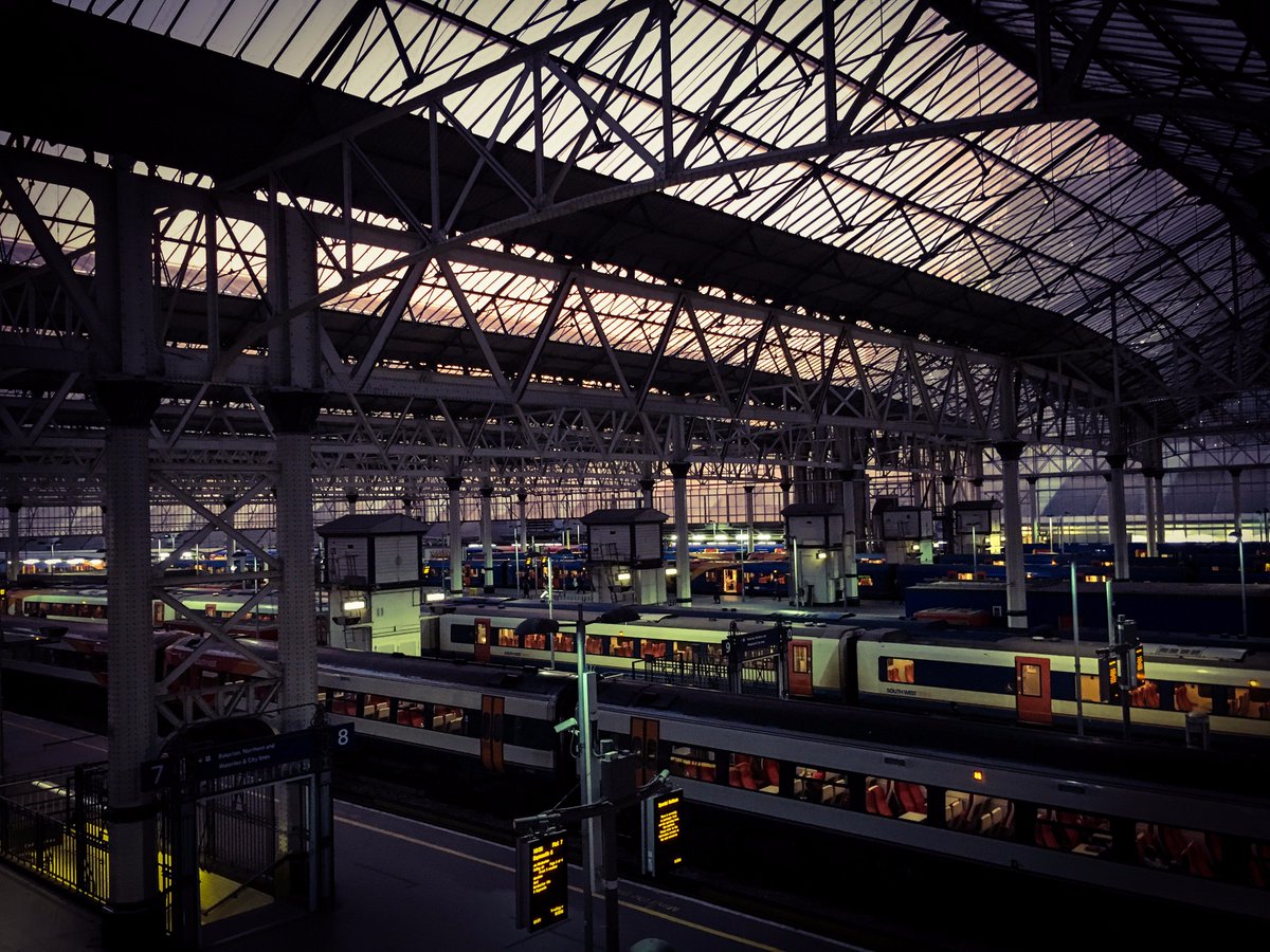 LondonWaterloo tweet picture