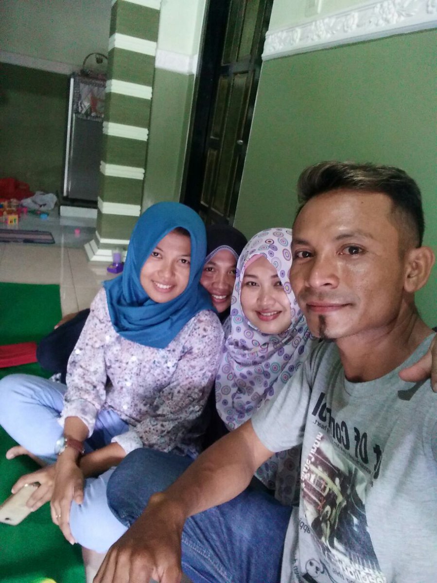 ganaya08's tweet photo. De_IJLIK https://t.co/vGcPj0IvFD