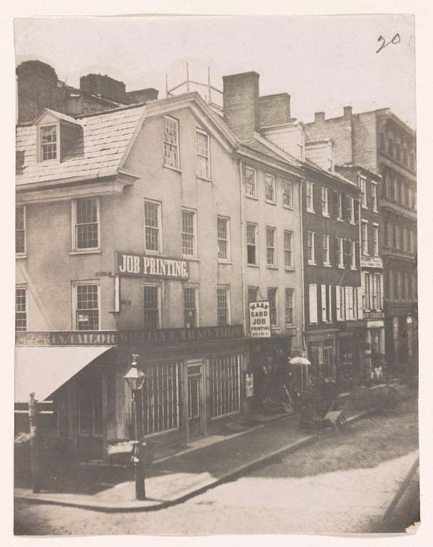 RAMPrinting's tweet image. Is that a #PrintShop I see on the corner in this 1850 #photo of Philadelphia, PA???

#PRINTING #promoproducts