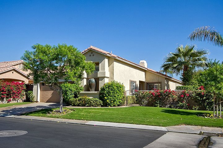 zennow4u's tweet image. via Facebook ift.tt/2zvIi0J