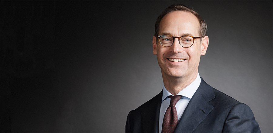 Villa_Vigoni's tweet photo. Oliver Bäte ha iniziato la sua carriera in @McKinsey, è Amministratore Delegato di @Allianz dal 2015 e insegna all'Università di Colonia. 

Stasera è protagonista della nostra #VigoniLecture17! https://t.co/wWUb4xhdpB