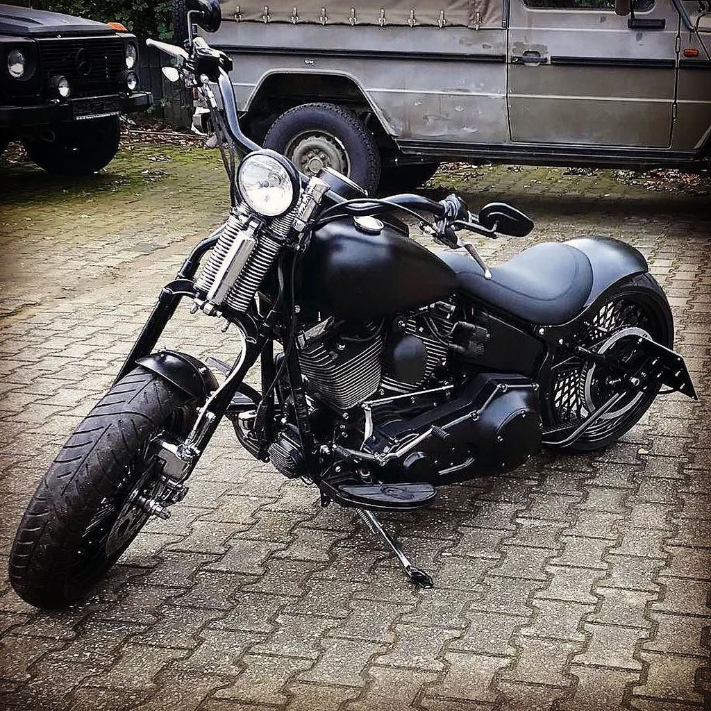 softailgram's tweet photo. Follow 🔥 @softailgram 🔥 for the best HD Softail photos on Instagram ••••••••••••••••••••••••••••••••••••••••••••••… https://t.co/8FngnDRkAI https://t.co/KHk5Qa40BG