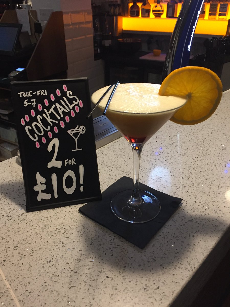 vida_sale's tweet photo. Every Tuesday to Friday between 5pm and 7pm it's 2 cocktails for £10. Come join us for a drink! #twoforten #cocktails #saletown #cheshire https://t.co/aJeUrUVAom