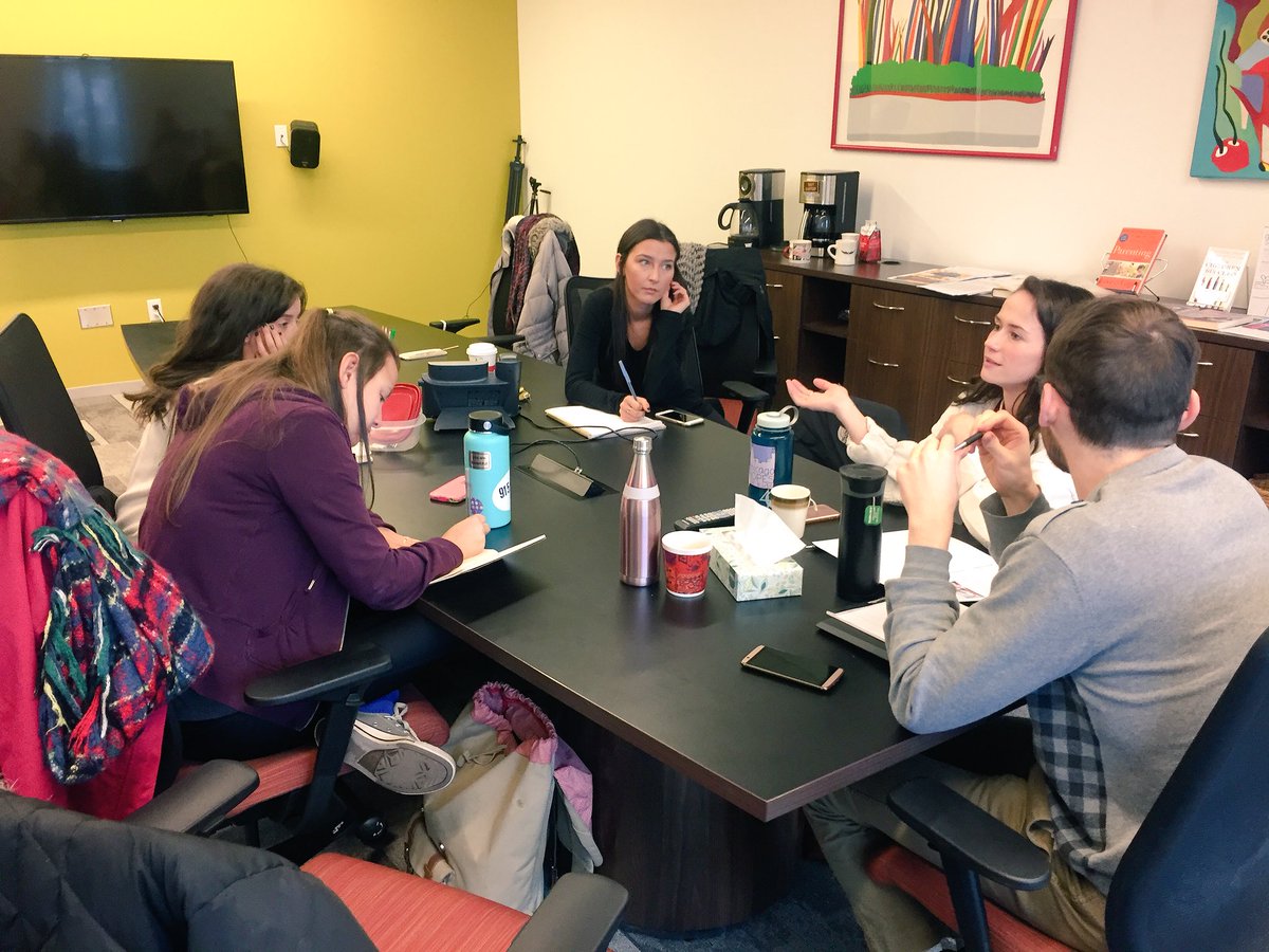 AskAndreaHite's tweet image. Sharing our learning! Each group member has read a different article and is sharing their #HotTakes and #HotTakeaways 📰 #LabEDTraining17 #LabLearns #LabExtendedDay