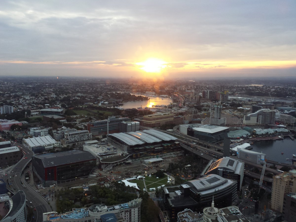 mark_nacional's tweet photo. Missing Sydney 🇦🇺 #ehpic https://t.co/f9dKZTBVQf