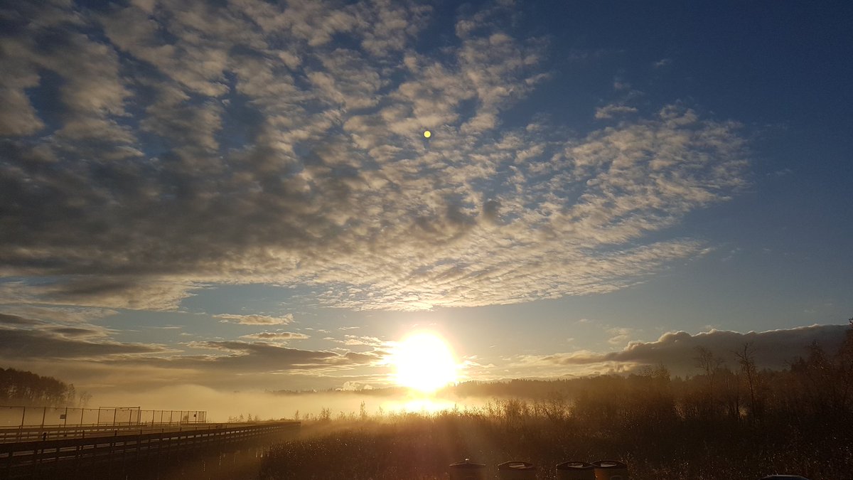 Good morning, <a href="/BurnabyLakeRC/">Burnaby Lake Rowing Club</a>. #NRC2017 <a href="/rowingcanada/">Rowing Canada Aviron</a>
