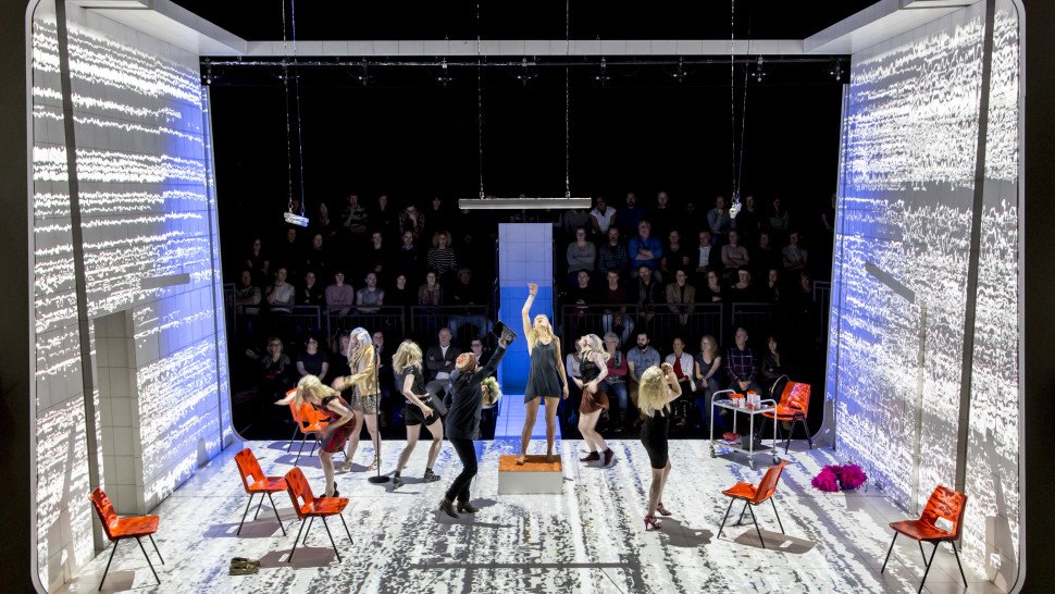 DavidSheward2's tweet photo. My review of #PeoplePlacesandThings is on #CulturalWeekly #StAnnsWarehouse #DeniseGough https://t.co/0n8o97O8OP https://t.co/3eMMAl0Hzs