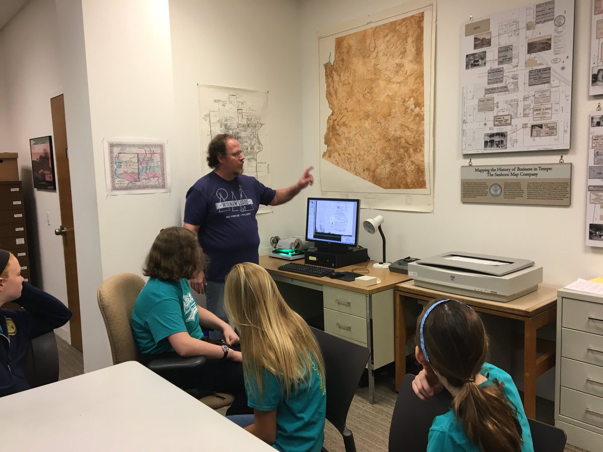 emillergifted's tweet photo. MS PACE Ss from #Lairdschool & Ward Traditional Academy behind scene tours of @TempeArts & Tempe History Museum @Tempegov @TempeElementary https://t.co/bXkQE3m6JV