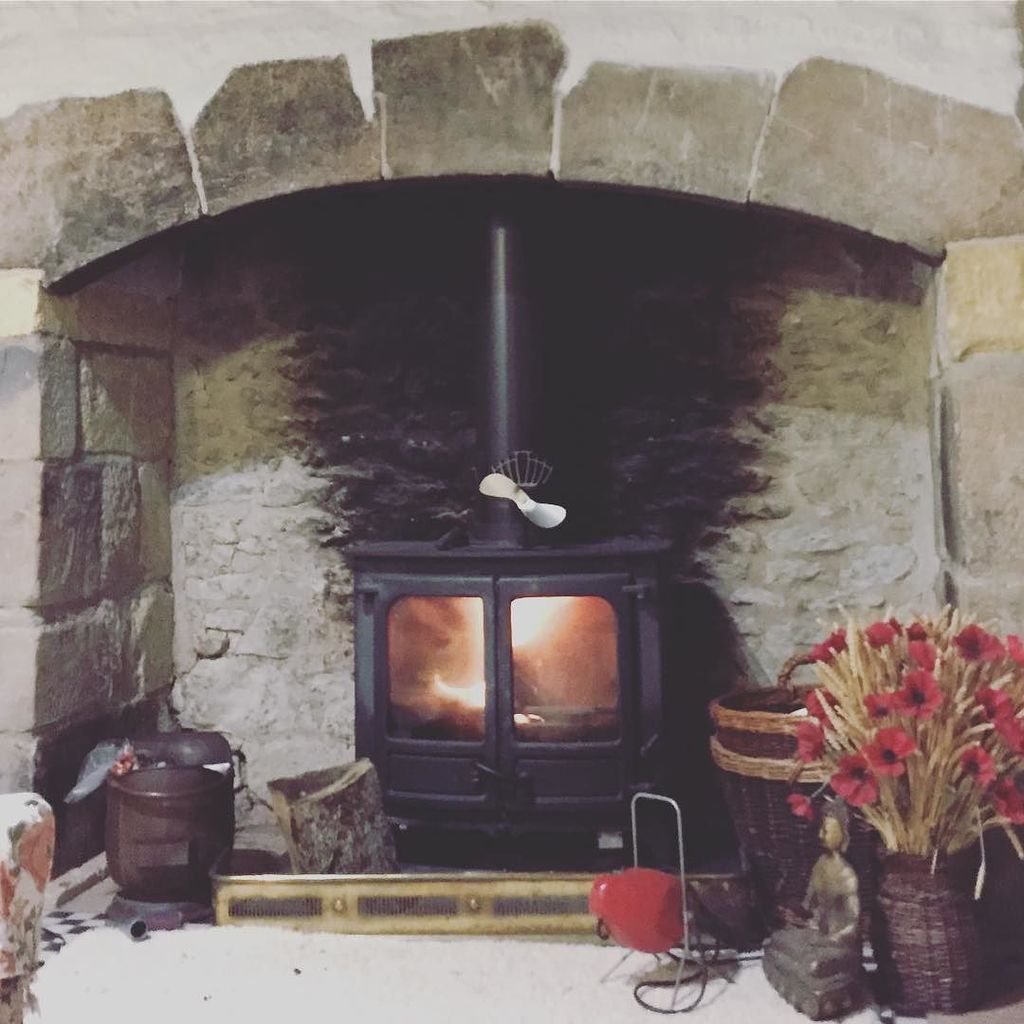 njbMelb's tweet photo. Might have to relocate to France #autumn #fireplaces #chillaxtime #wheresthevino #checkingoutnewholidayhome #wheny… https://t.co/7w3bqIBTPu https://t.co/IJv3XfX3X5
