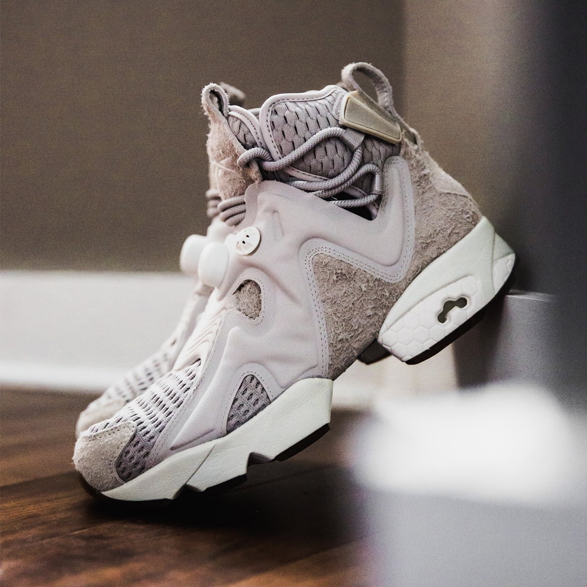 Efterforskning ønske Ansvarlige person atmos USA on Twitter: "Reebok “Furikaze Future”, the first signature shoe  from, ATL-based rapper, Future. Its a hybrid of the Reebok Instapump Fury  and the Reebok Kamikaze. The Furikaze Future will be