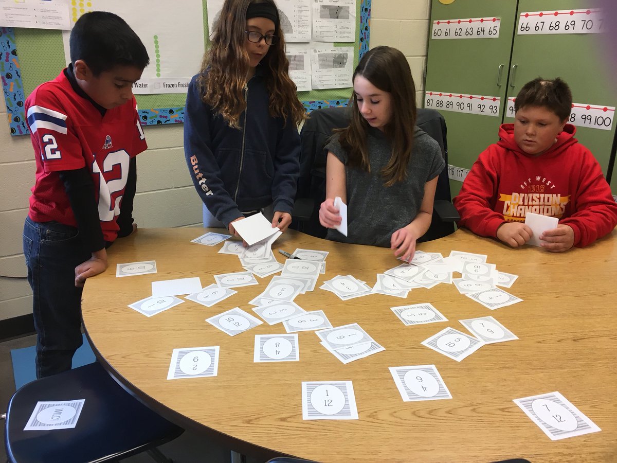 Holder5thgrade's tweet photo. Fraction discussions as students began to sort. @LBSharks @ISD5thGrade #nospecifics #teamwork https://t.co/Wy1vF6uAds