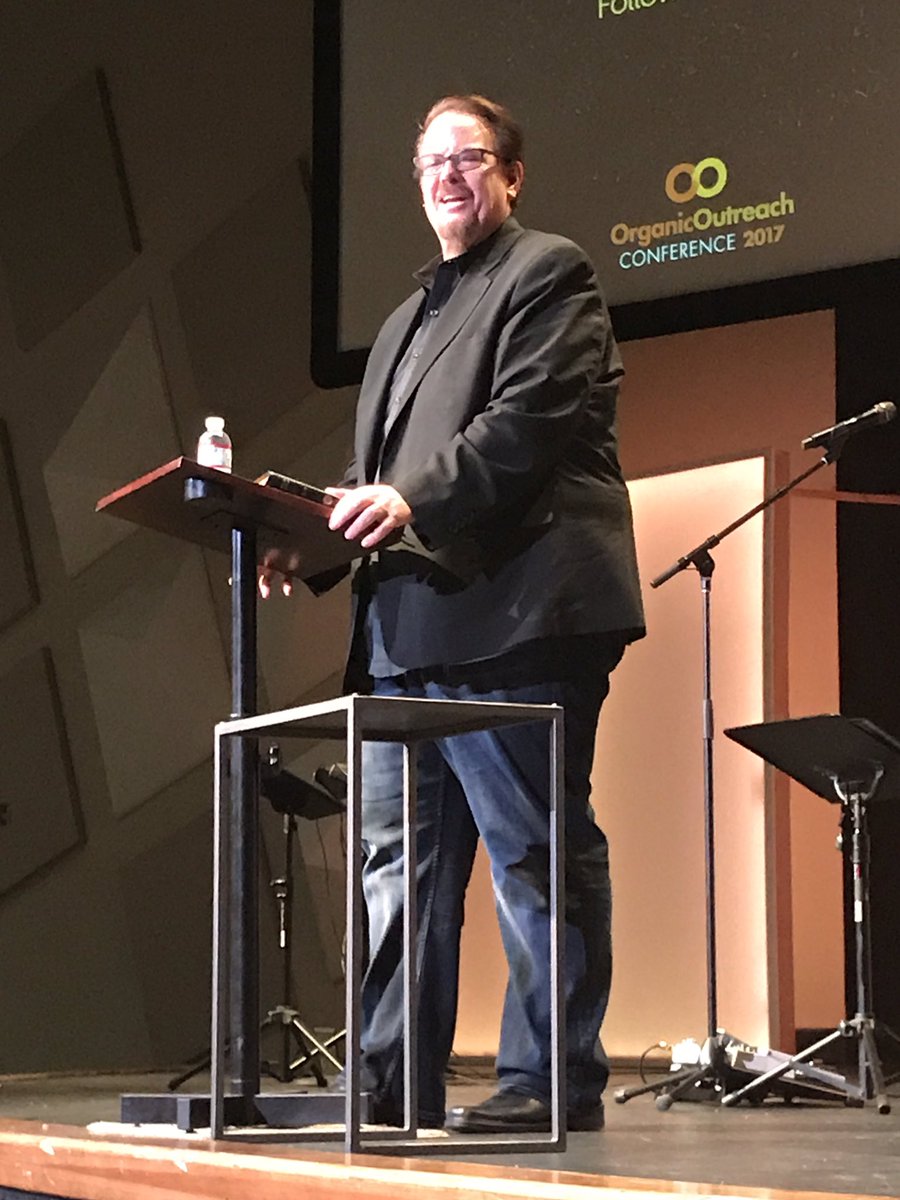 ChivoHawkins's tweet photo. #Jesus' last words should be our first priority: #Evangelism. @edstetzer #OOC17 https://t.co/DFFeCMVXgF