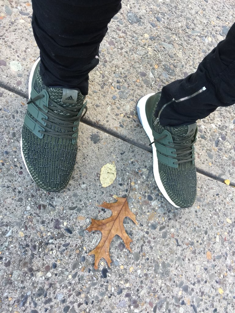 ljsamson555's tweet photo. @ComplexSneakers #tracecargo https://t.co/N0rZUkmVhl
