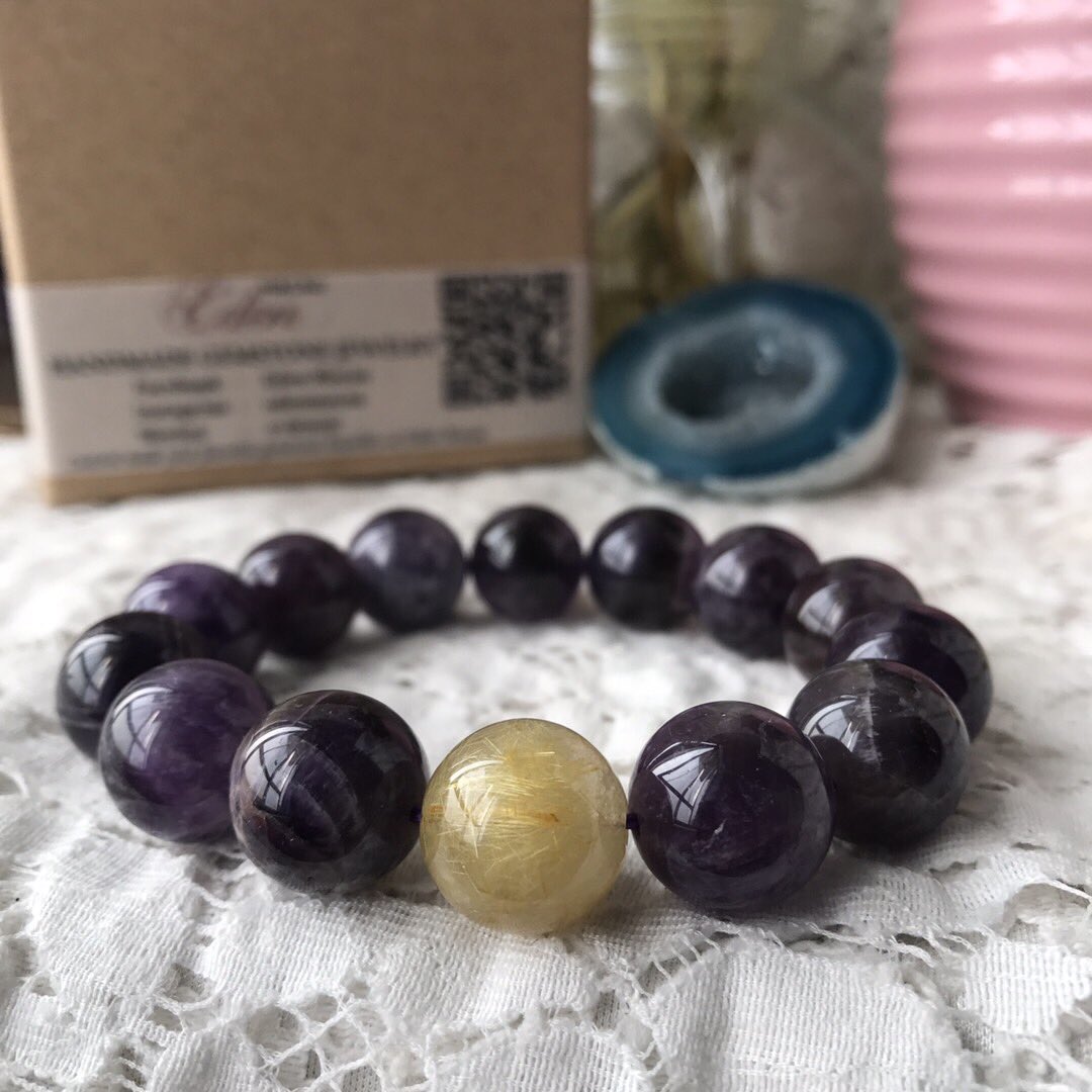 EdenMacau's tweet photo. #amethyst #rutilatedquartz #edenmacau #calm #love #wisdom #WorldwideShipping https://t.co/cwyXanRVo5