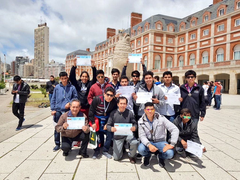Ganamos!!!!!! Medalla de ORO y Destacados en Las Olimpiadas Nacionales de Electromecánica 2017, nos contó el profesor Alejandro Rodríguez que acompañó a los alumnos de la Esc Alberto Einstein. FELICIDADES POR EL LOGRO. #Destacados #Salta